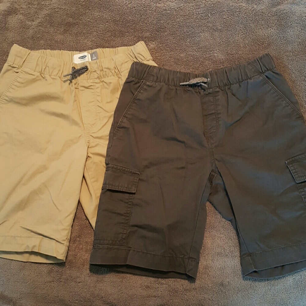 Lot of 2 boys cotton shorts.